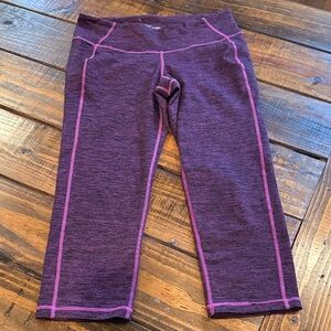 Old Navy Women's Purple Leggings. Medium. Good condition. Smoke free home